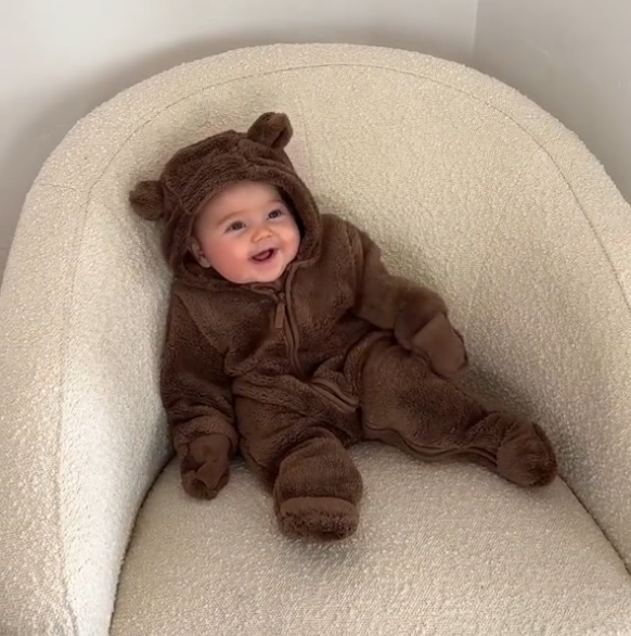Teddy All-in-One - Cosy and warm through the winter!