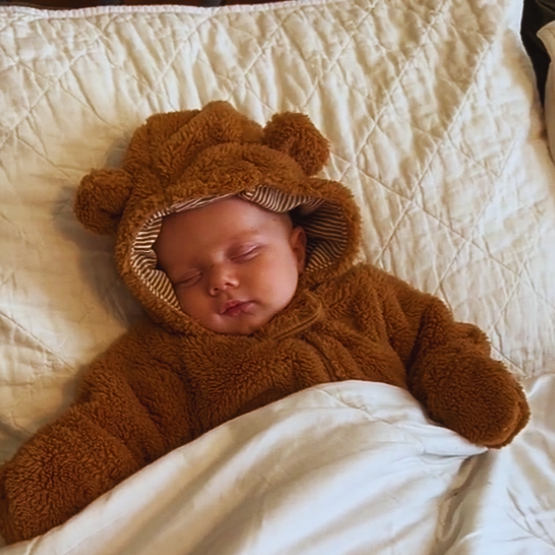 Teddy All-in-One - Cosy and warm through the winter!